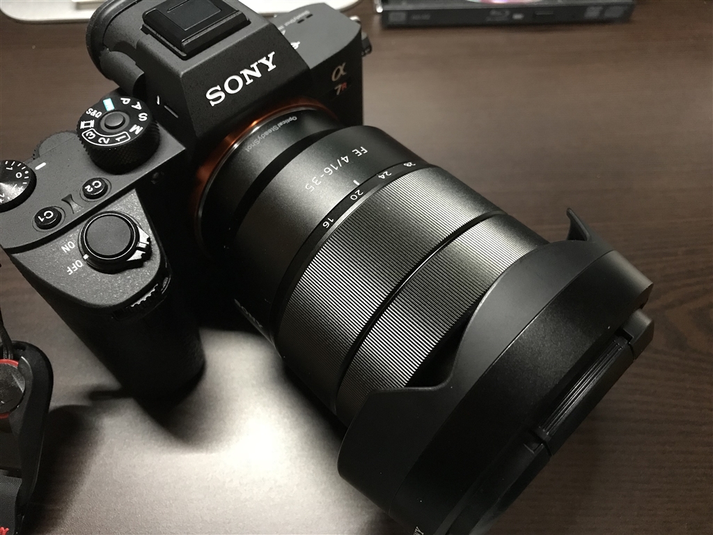 価格.com - SONY α7R III ILCE-7RM3 ボディ 色