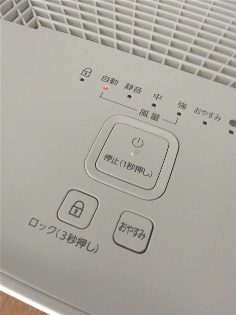 F-PX60C-W [�z���C�g] ���r���[�摜