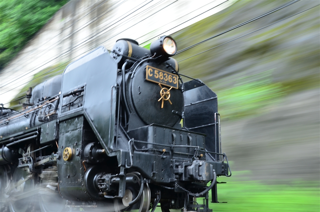 価格.com - 『秩父鉄道沿線流し撮り（車窓走行撮影）』シグマ 18