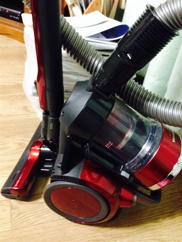 東芝 サイクロン掃除機 トルネオV VC-SG512 (R) グランレッド(中古品) 価格.com - 『SG512収納時』東芝 トルネオ ヴイ VC-SG512(R) [グラン
