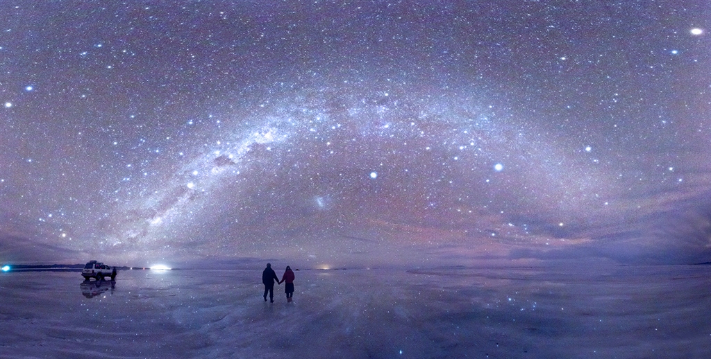 価格 Com ウユニ塩湖からの星空パノラマ Canon Ef8 15mm F4l フィッシュアイ Usm Ariニャンさんのレビュー 評価投稿画像 写真 ちょっと変わった写真を楽しみたい方にオススメです