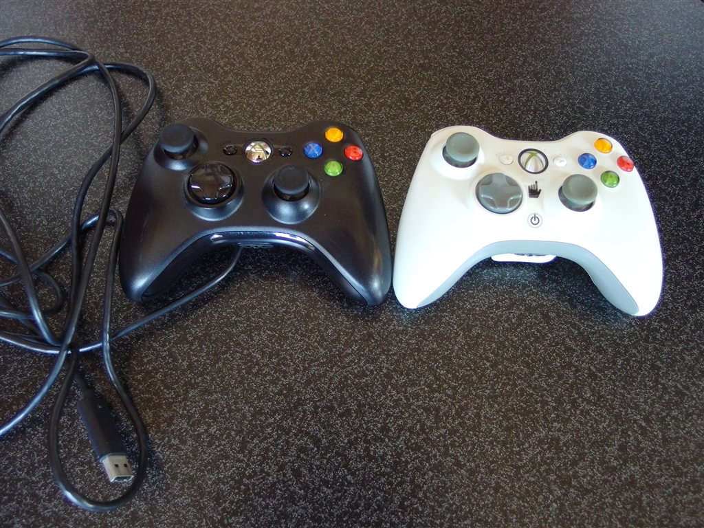 価格 Com 白はxbox360純正品 マイクロソフト Xbox 360 Controller For Windows 52a リキッドブラック 猫の名前はシロちゃんさんのレビュー 評価投稿画像 写真 純正 振動機能付きでこの値段は安いです 3578