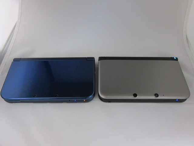 価格.com - 『左New3DS LL 右3DS LL』任天堂 Newニンテンドー3DS LL メタリックブルー 肉名.comさんのレビュー