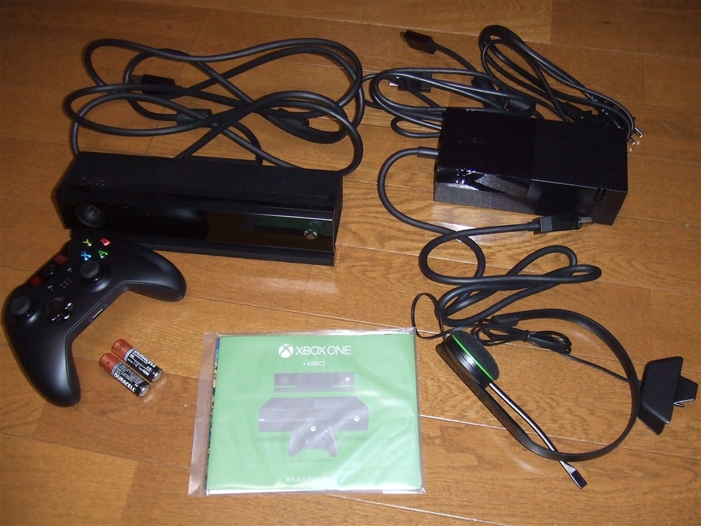 価格.com - 『付属品』マイクロソフト Xbox One + Kinect (Day One エディション)  酒缶さんのレビュー・評価投稿画像・写真「選ぶ基準は、新ＫＩＮＥＣＴと日本マイクロソフトの発売タイトル」[204401]