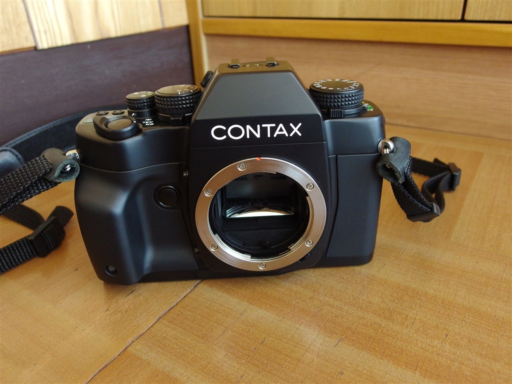 価格.com - 『ミラーずれ修理完了 再発は無し』京セラ CONTAX RX ボディ  猫の名前はシロちゃんさんのレビュー・評価投稿画像・写真「使い慣れたカメラですから安心です」[206995]