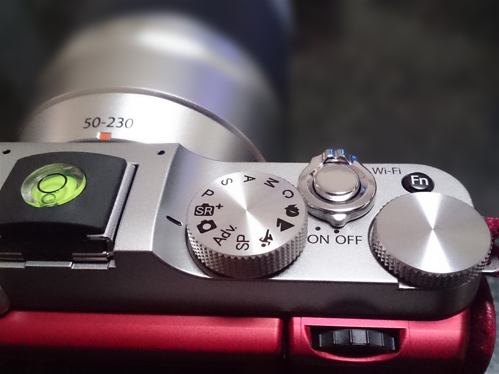 FUJIFILM X-A1 レッド　レンズ付き X-A1 ダブルズームレンズキット（レッド） （FUJIFILM 中古 1年
