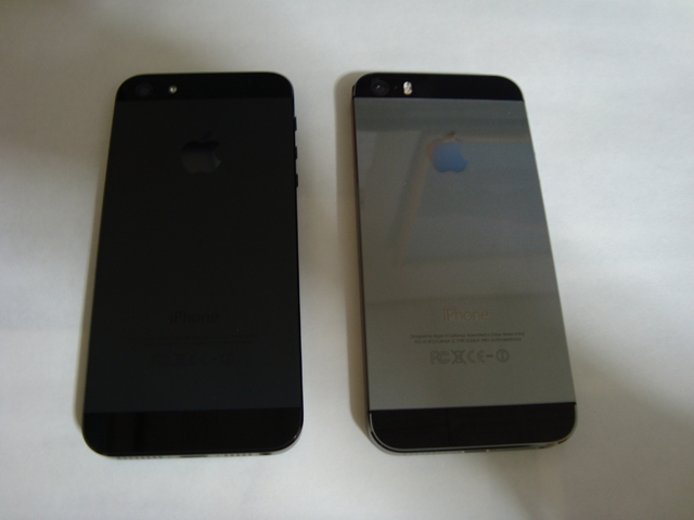 【新品】希少  iPhone5S  ブラック  32GB