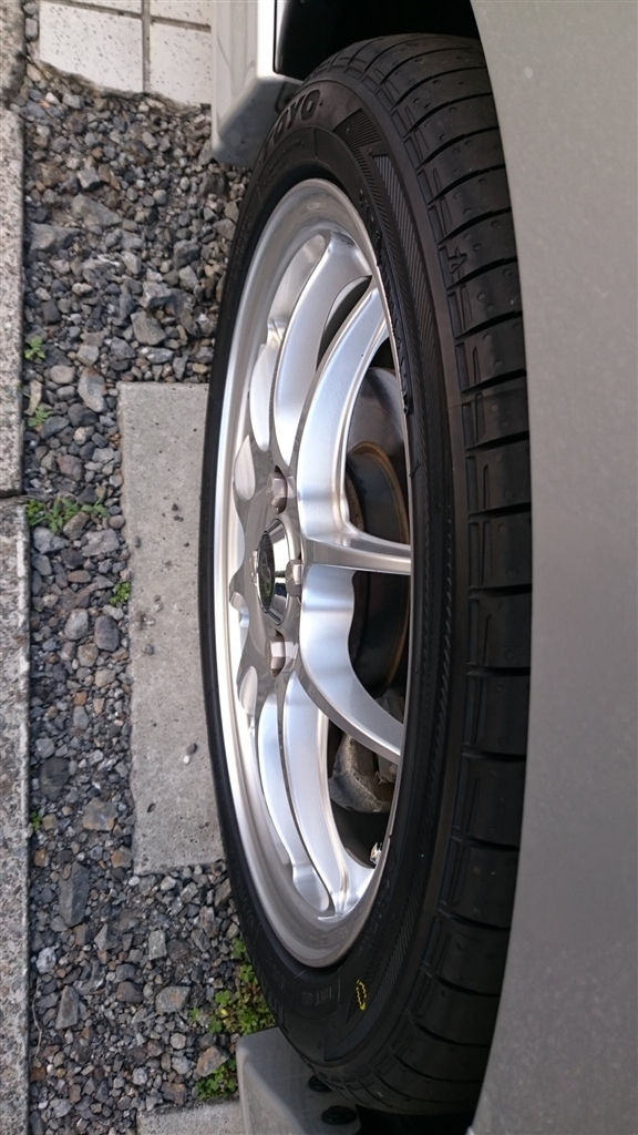 価格.com - 『サイドウォールが丸みを帯びています。』TOYO TIRE [1本