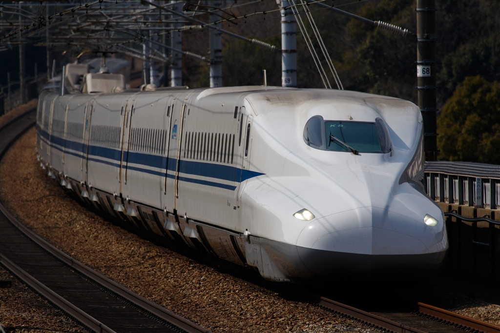 価格.com - 『新幹線の編成写真もキレイに撮れます。』CANON EF70