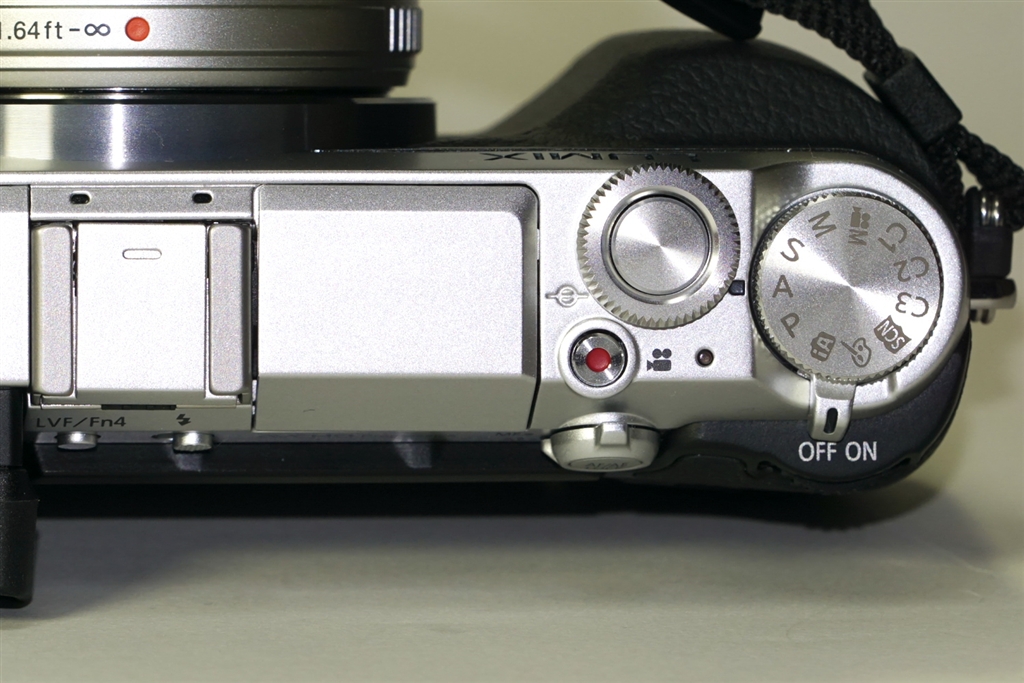 価格.com - 『軍艦部レリーズボタン周り』パナソニック LUMIX DMC-GX7