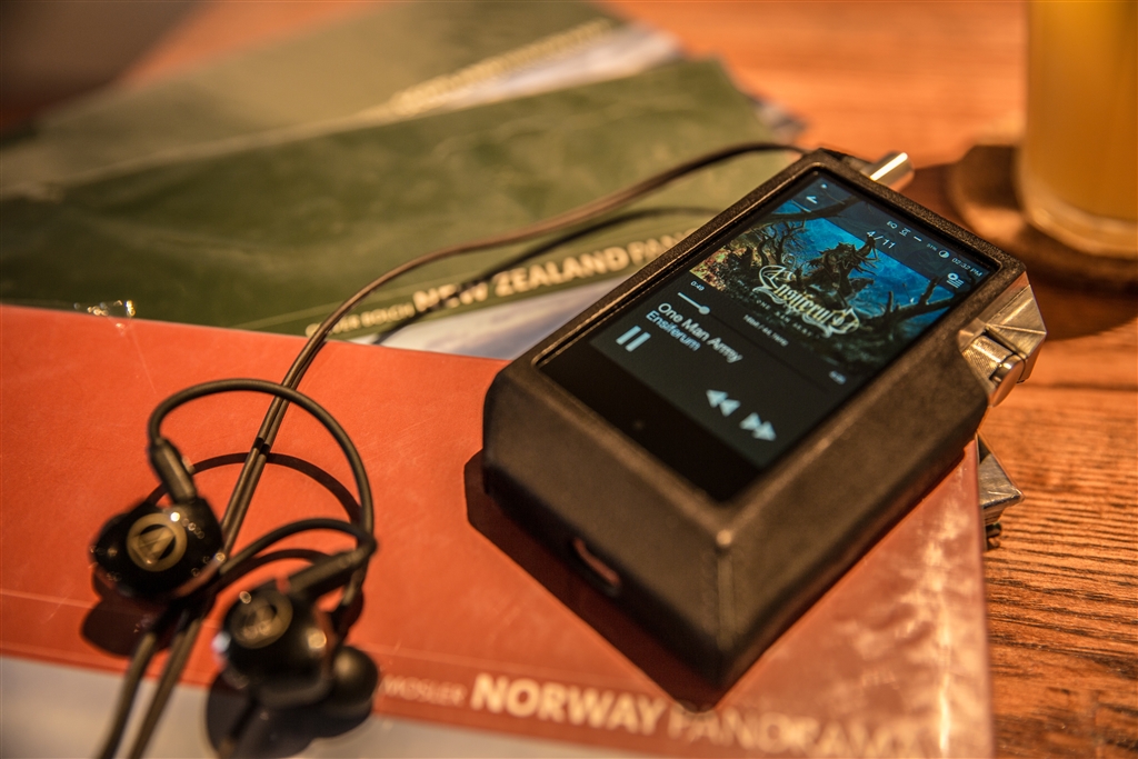 価格.com - 『ケース装着！ 装着したままUSB-DAC、早送り等が可能だ