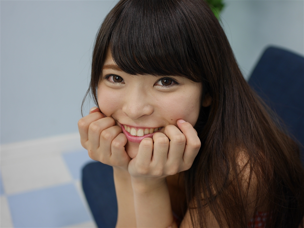 価格.com - 『モデル 鈴木ちひろさん』オリンパス M.ZUIKO DIGITAL 25mm F1.8 [ブラック]  ケツアルカトルさんのレビュー・評価投稿画像・写真「好感の持てるプレーンな描写」[249320]