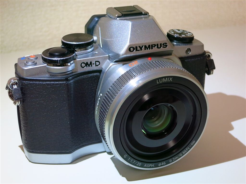 価格.com - 『E-M10シルバーに装着』パナソニック LUMIX G 20mm