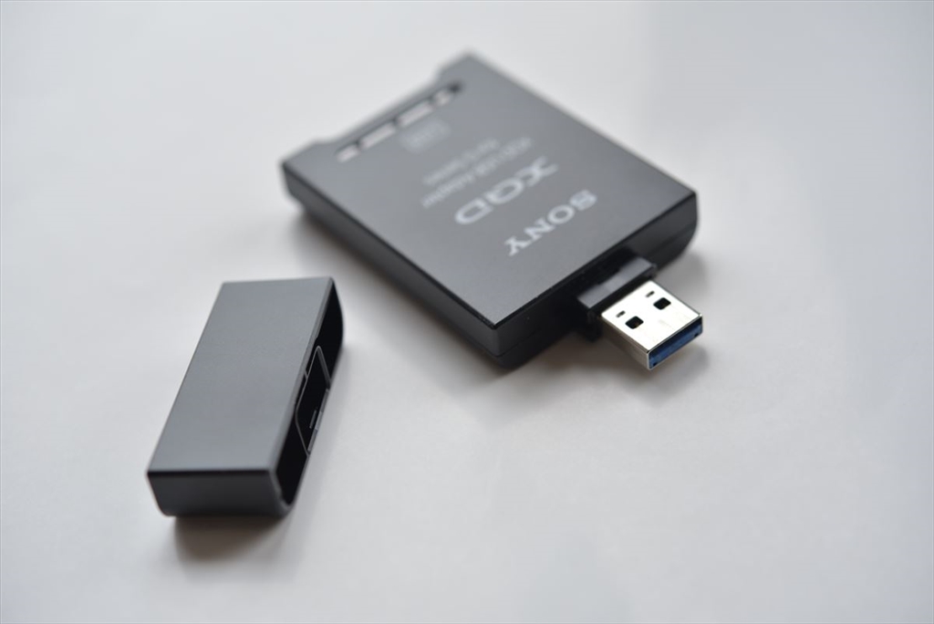 価格.com - 『QDA-SB1Aは直差しも出来る。』SONY MRW-E90 [USB 12in1] やぁぁさんのレビュー・評価投稿画像