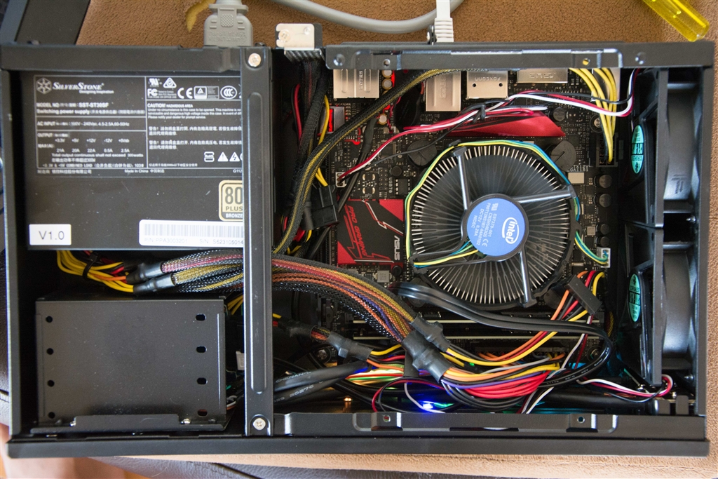 価格.com - 『上から』SILVERSTONE SST-ML05B ドラリバ6さんのレビュー・評価投稿画像・写真「小さいWebサーバとして ...