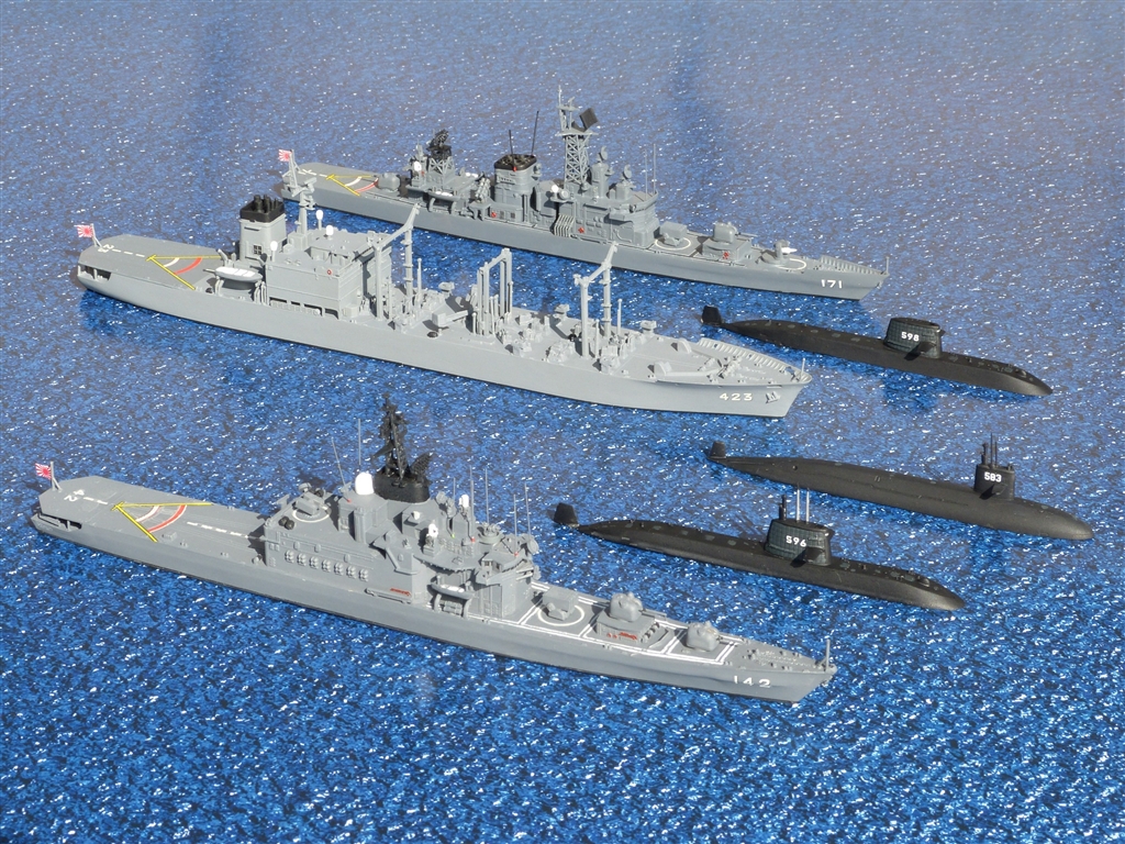 童友社 1/700 ほんと 世界の潜水艦シリーズ No.18 海上自衛隊 は