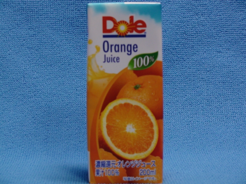価格 Com パッケージです 雪印メグミルク Dole オレンジジュース100 0ml 18本 紙パック ごはんねこさんのレビュー 評価投稿画像 写真 甘みは少なめ