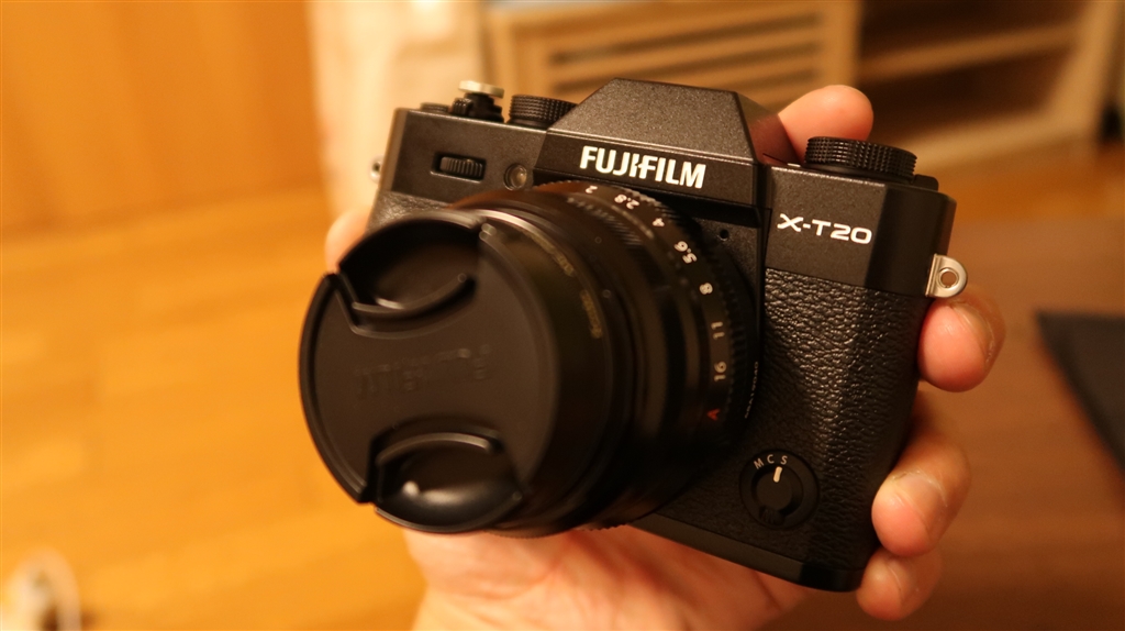 価格.com - 『手にしてみた感じ』富士フイルム FUJIFILM X-T20 ボディ [ブラック]  パート田中さんのレビュー・評価投稿画像・写真「機動性を活かして」[339174]