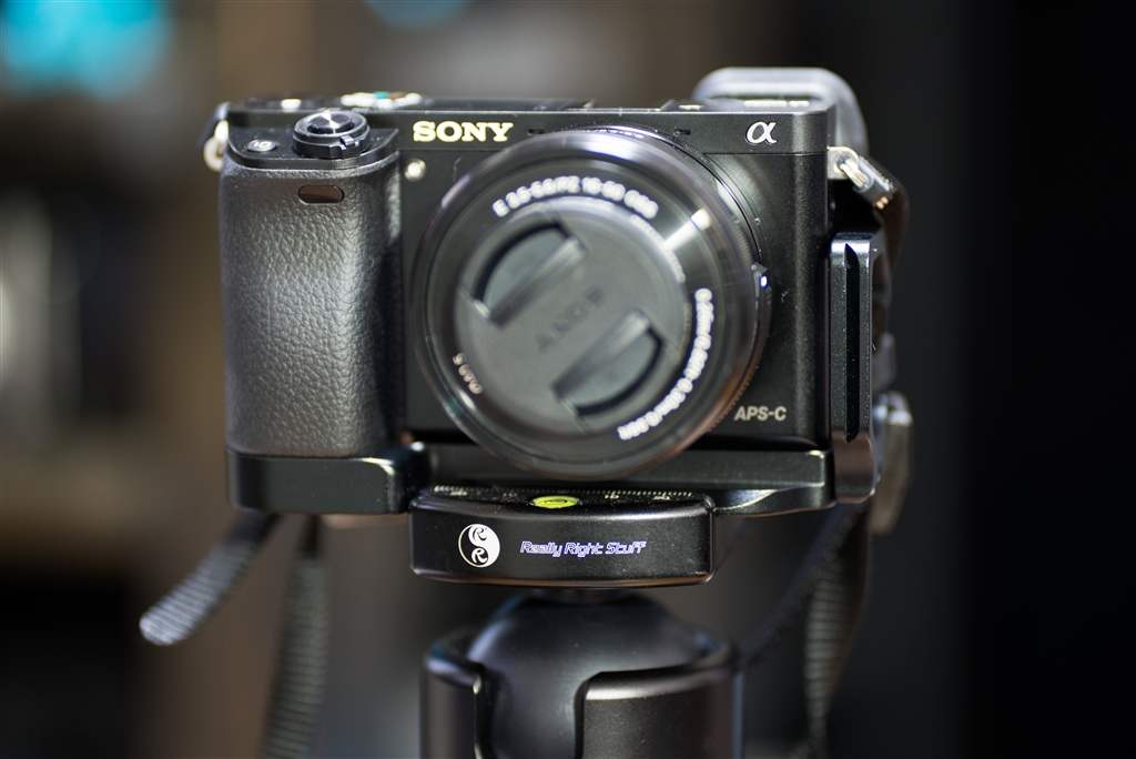 SONY α6000 ILCE-6000L パワーズームレンズキット ブラック 高速オートフォーカス採用ミラーレス一眼カメラ SONY α6000 ILCE
