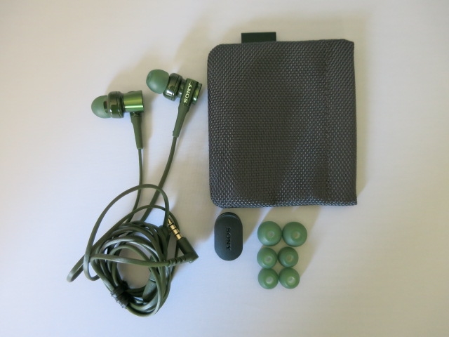 価格.com - 『付属品一式』SONY MDR-XB75AP (G) [グリーン] 肉名.com