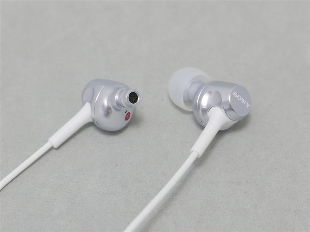 価格.com - 『デザインと質感のご参考に』SONY MDR-EX255 (W) [ホワイト] 鴻池賢三さんのレビュー・評価投稿画像・写真 ...