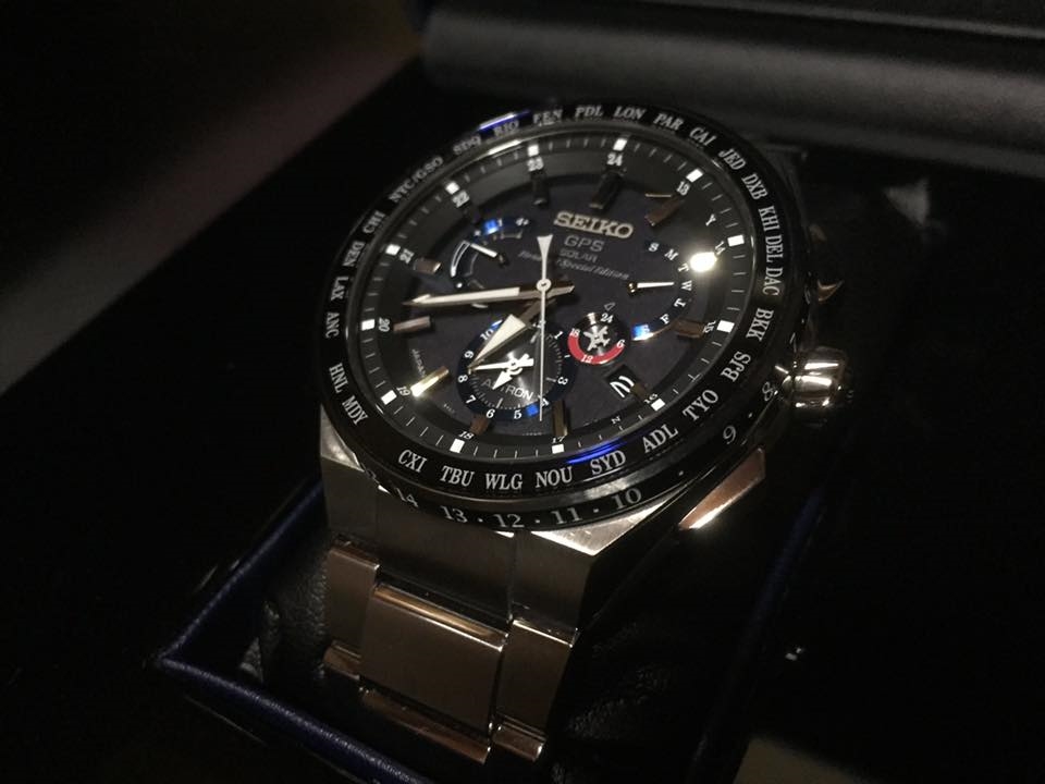 価格 Com ベゼルの青は派手過ぎずいい感じです セイコー アストロン ホンダジェット スペシャル限定モデル Sbxb133 地下の住人さんのレビュー 評価投稿画像 写真 衝動買い