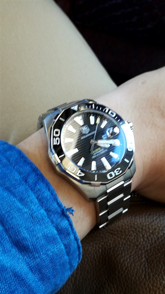 タグホイヤー TAG HEUER WAY211A.BA0928 アクアレーサー Amazon.co.jp: タグホイヤー アクアレーサー 300M キャリバー5