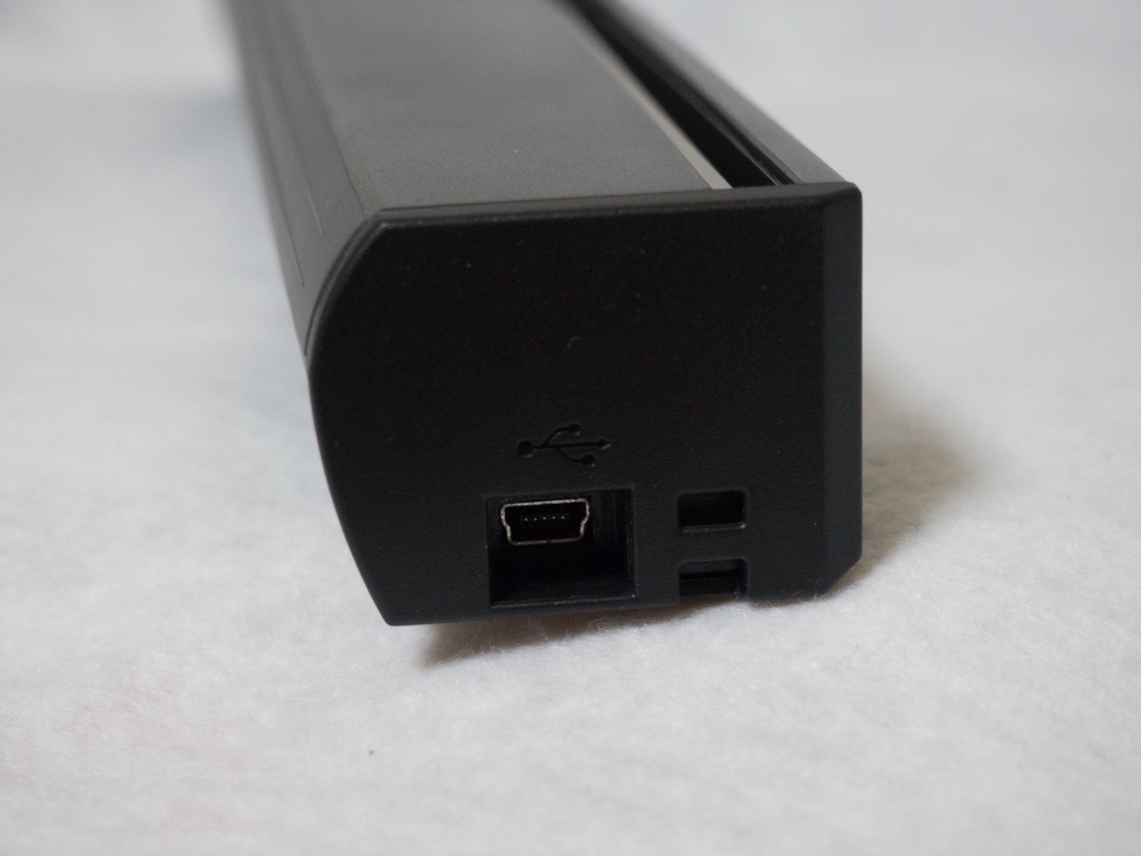 価格.com - 『USBケーブル1本で使えるのがうれしい』PFU ScanSnap S1100 FI-S1100A [ブラック] 三浦一紀
