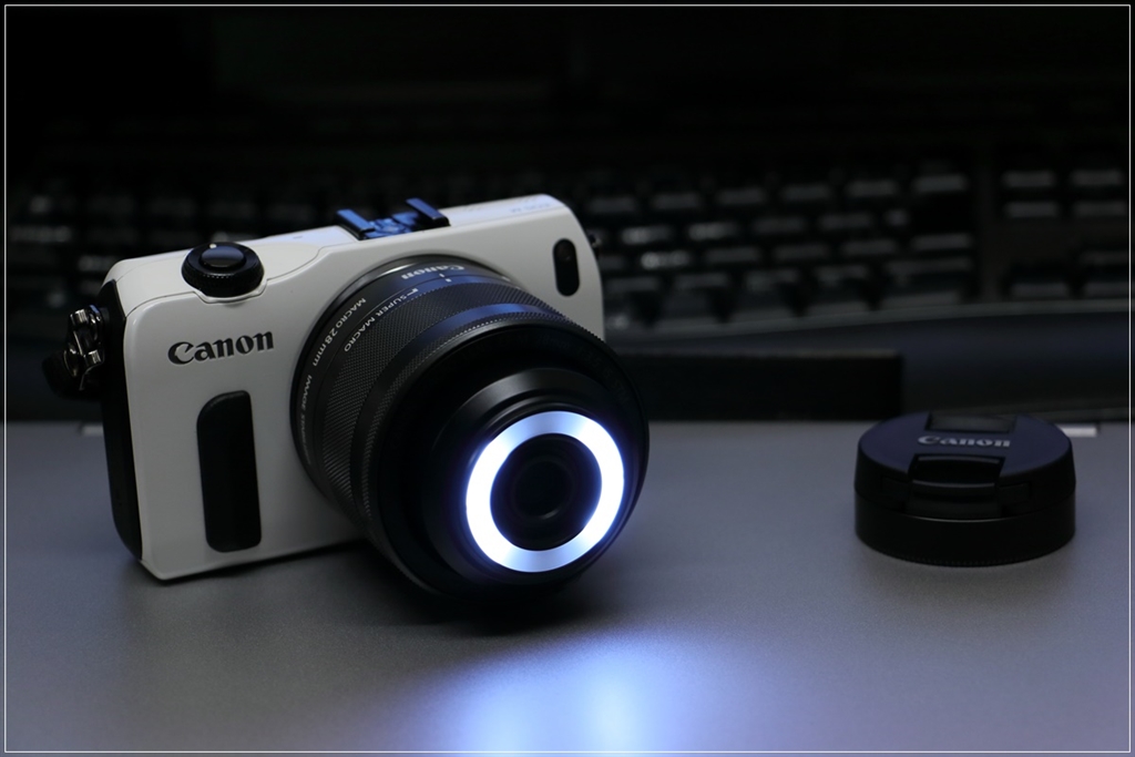 価格.com - 『LEDライト点灯』CANON EF-M28mm F3.5 マクロ IS STM えうえうのパパさんのレビュー・評価投稿画像