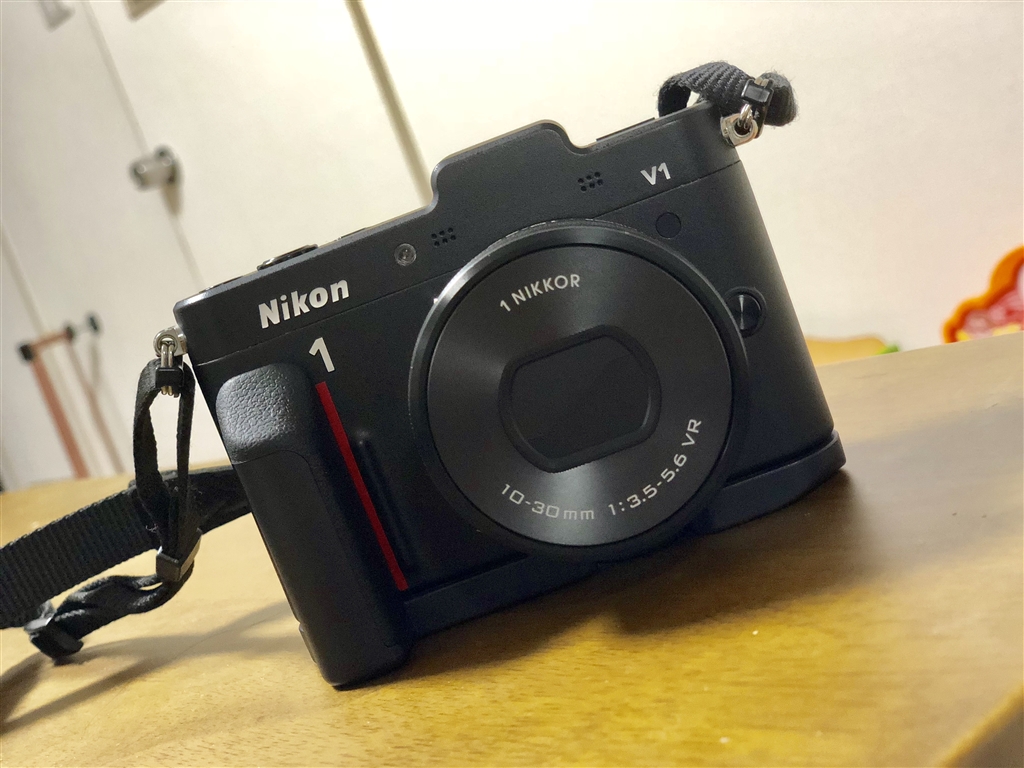 価格.com - 『赤ライン入れてます♪』ニコン Nikon 1 V1 ボディ Tsuyo3