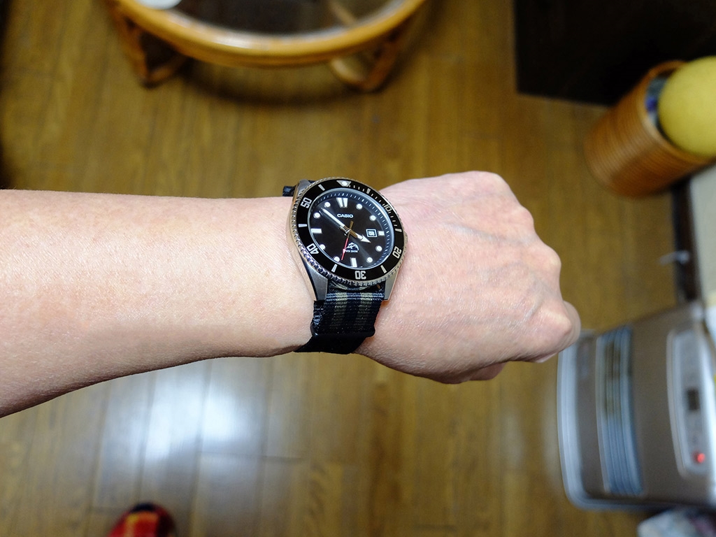 価格.com - カシオ スポーツ MDV-106-1AV [海外モデル] オリエント 