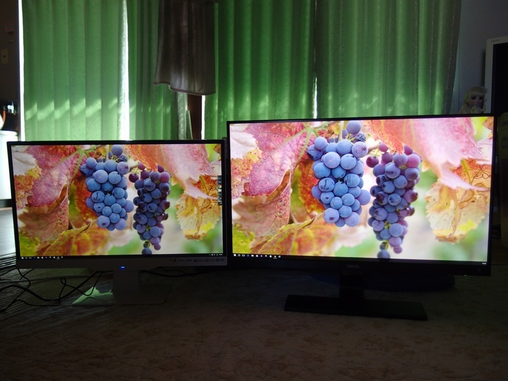 価格.com - 『比較② 前のモニターは明度下げています』BenQ EW2775ZH