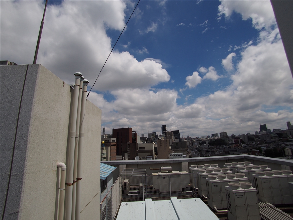 価格 Com フォトショで レンズ補正 2回 オリンパス フィッシュアイボディーキャップレンズ l 0980 ブラック フェルミオンさんのレビュー 評価投稿画像 写真 画質 携帯性 価格良しの簡易魚眼レンズ