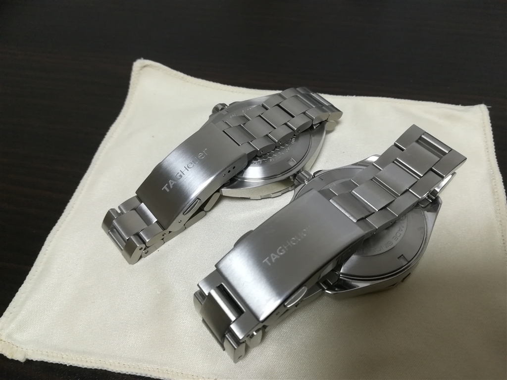 価格.com - 『バックルがアクアレーサー(下)と同じプッシュ式に