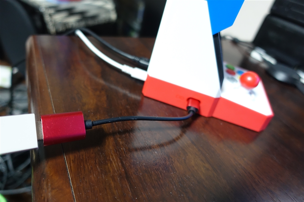 価格.com - 『パッケージにはUSB TYPE-C →USB TYPE-Aの変換ケーブルが