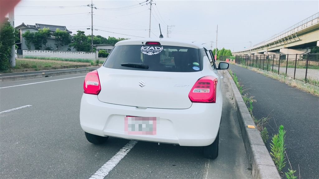 価格 Com 欧州車っぽくて後ろ姿が好きです スズキ スイフト 17年モデル けんたきざわさんのレビュー 評価投稿画像 写真 コスパ良し 走りも燃費も満足です 価格 Com 欧州車っぽくて後ろ姿が好きです スズキ スイフト 17年モデル けんたきざわさんのレビュー 評価投稿画像 写真 コスパ良し 走りも燃費も満足です