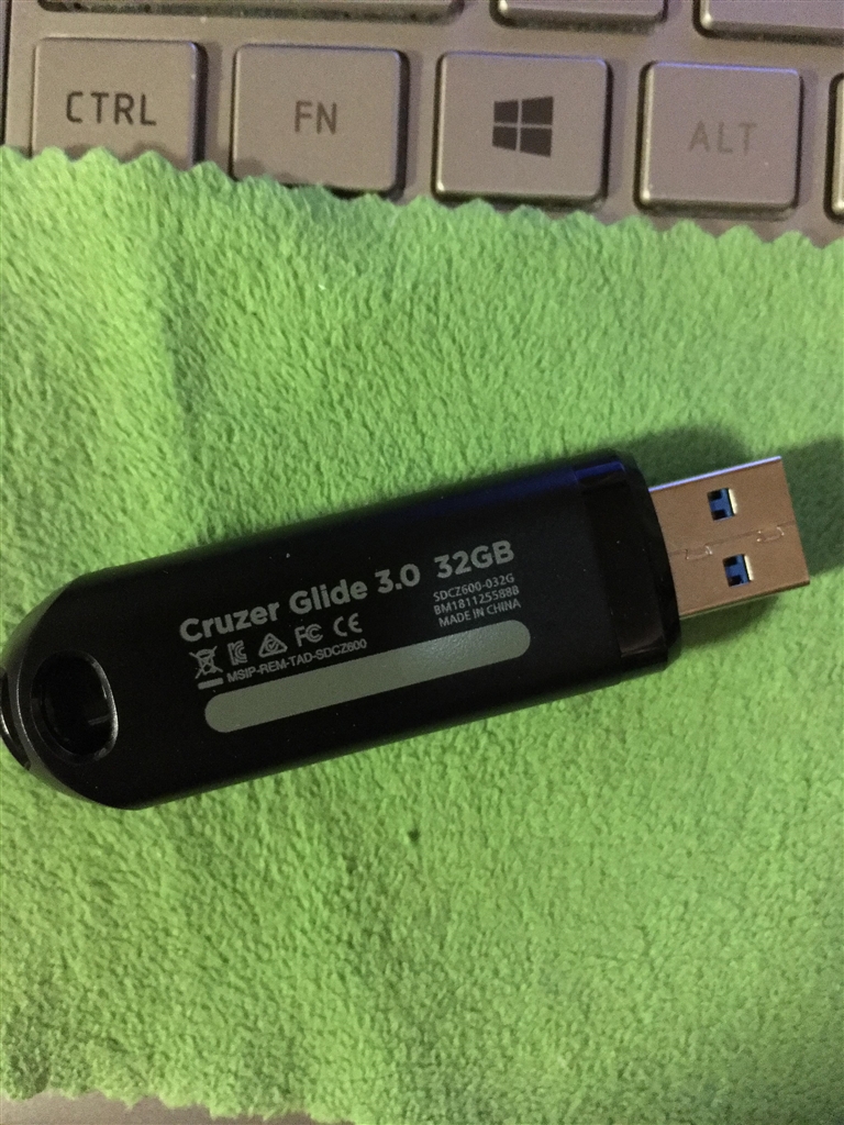 usbメモリ 32GB SanDisk USBフラッシュメモリ Glide USB3.0対応 Cruzer 父の日 海外リテール SDCZ600- 032G