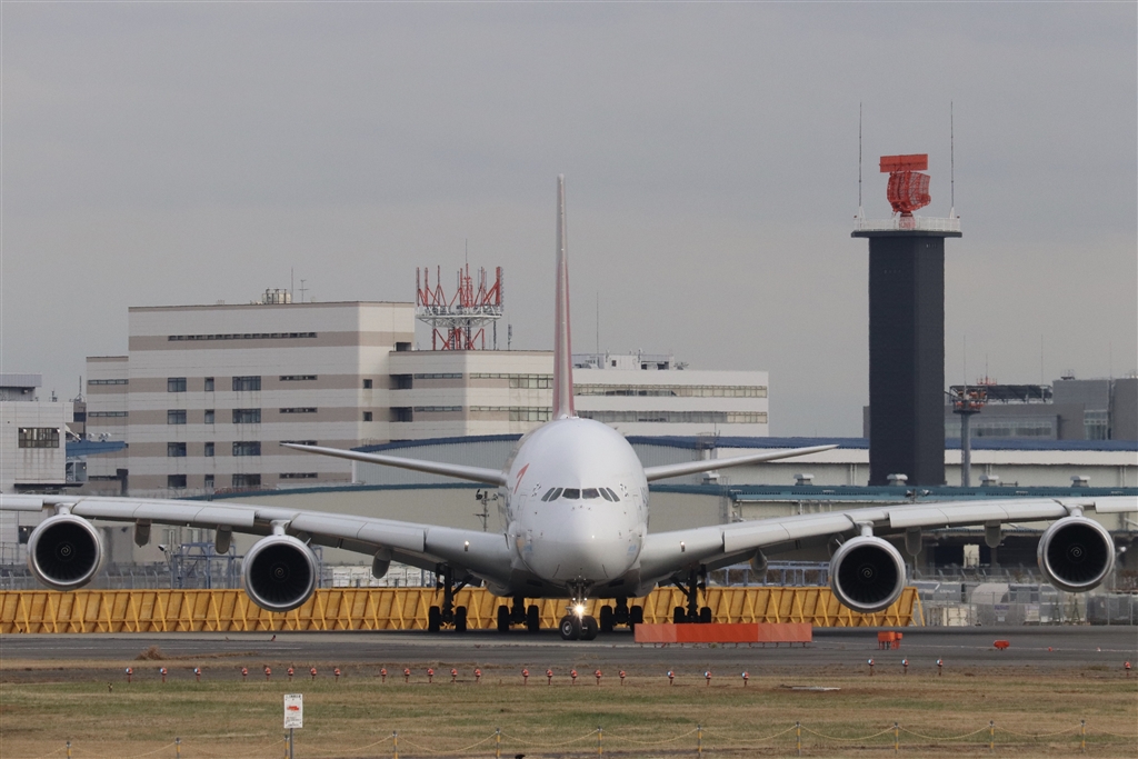 価格.com - 『飛行機』CANON EOS 9000D ダブルズームキット 価格.com - 『飛行機』CANON EOS 9000D ダブルズームキット