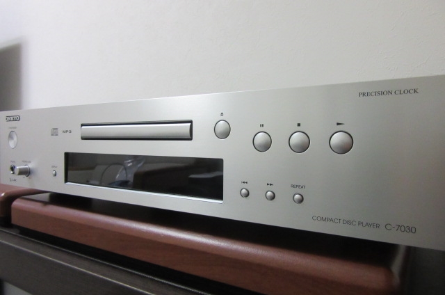 ◆優良美品・動作確認済◆ONKYO CDプレーヤー C-7030(S) 価格.com - ONKYO C-7030(S) 音楽鑑賞趣味紳士さんのレビュー・評価