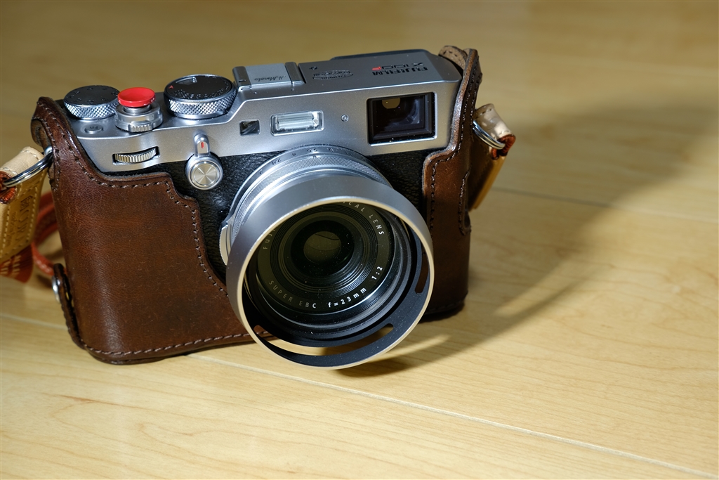 価格.com - 『昔のレンジファインダーフィルムカメラみたいに見えます
