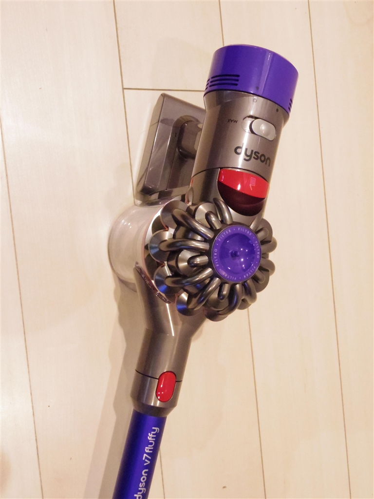 Dyson - ダイソンv6ｆｉｕｆｆｙ(美品)の+stbp.com.br