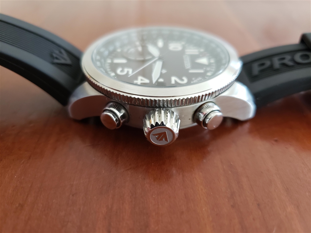 シチズン プロマスター ランド エコドライブ CC3060-10E Amazon.co.jp