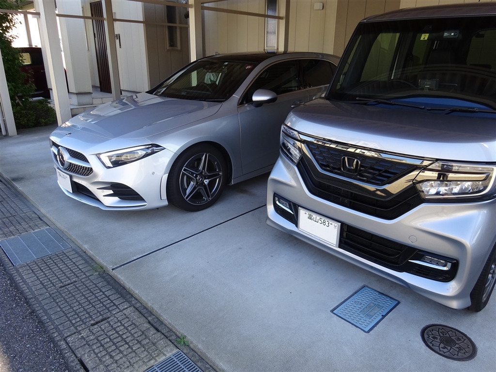 価格 Com 画像 セカンドカーのn Boxカスタムと２ショットです メルセデス ベンツ Aクラス 18年モデル Hisashi 0さんのレビュー 評価投稿画像 写真 00d を代車で試乗しました 4792