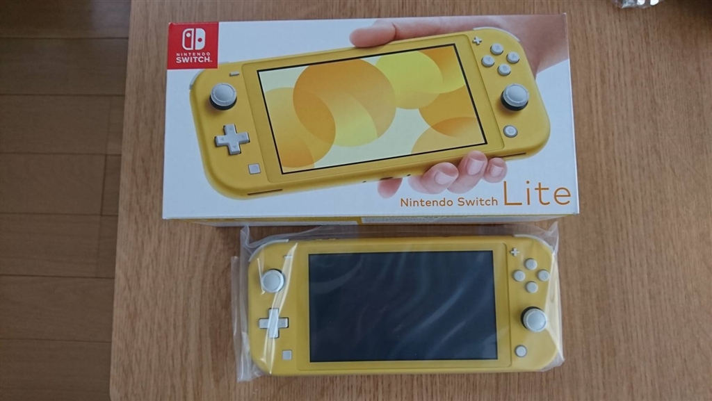 価格.com - 『LINEで「届いたよ」と報告がありました。』任天堂 Nintendo Switch Lite [イエロー] ラーメン大好き