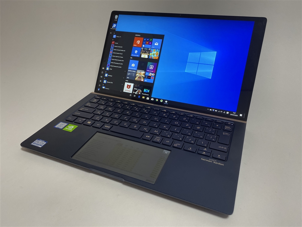 価格.com - 『14型でもScreenPad 2.0のサイズは15型と変わりません』ASUS ZenBook 14 UX434FL UX434FL- A6002T ジャイアン鈴木さんのレビュー・評価投稿画像・写真「決してキワモノではない2画面ノートPC」[486805]