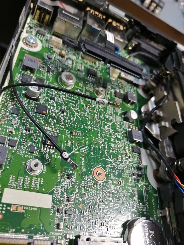 価格.com - 『WiFiは既にアンテナは装備済なので、別途アンテナを購入