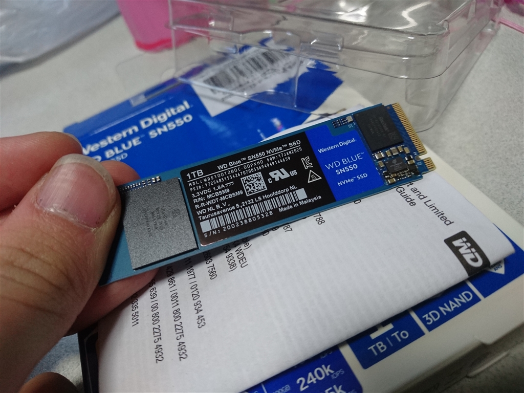 PC/タブレットWD Blue SN550  NVMe WDS100T2B0C