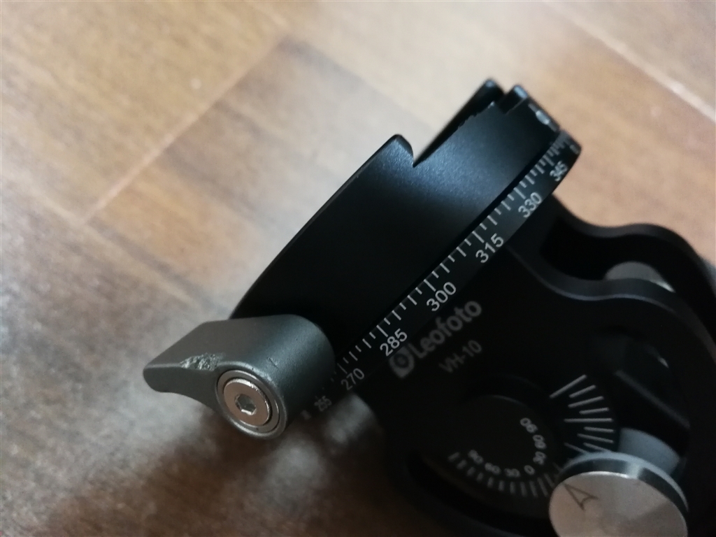 価格 Com 雲台の話ですが 早速ネジのところがエグました 倒した自分のせいです Leofoto Mp 285c でそでそ さんのレビュー 評価投稿画像 写真 安定しておりコスパ良し 野鳥撮影で望遠レンズで利用