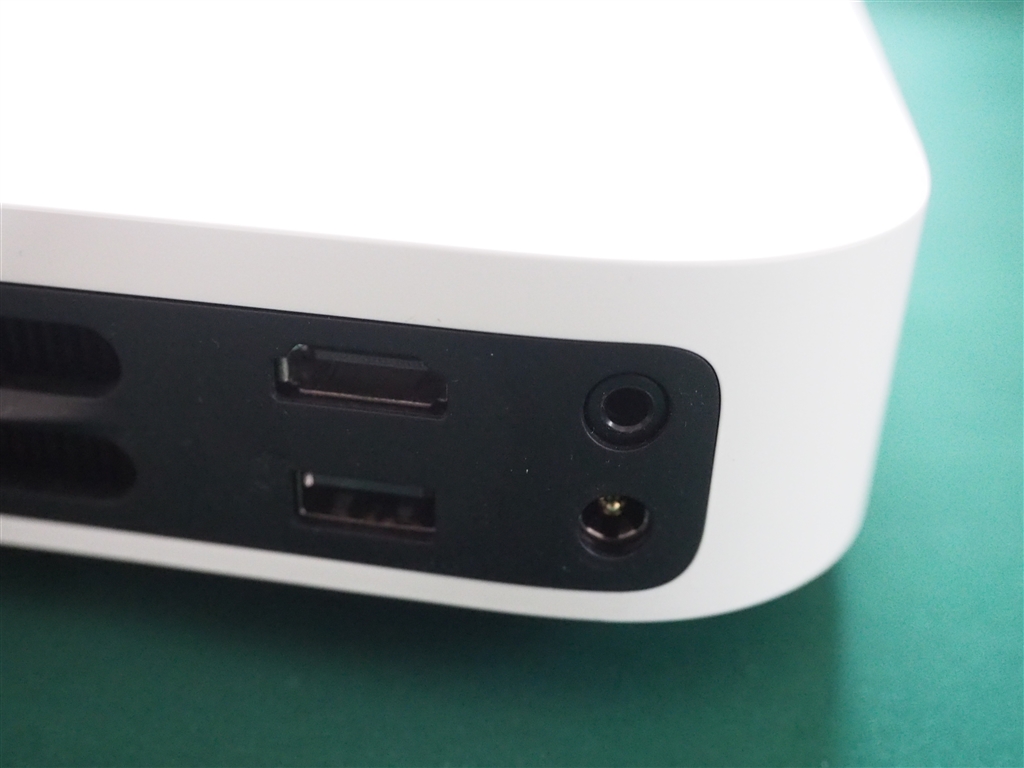 価格.com - 『背面です。HDMIとUSBの端子があります』Aladdin X Z6