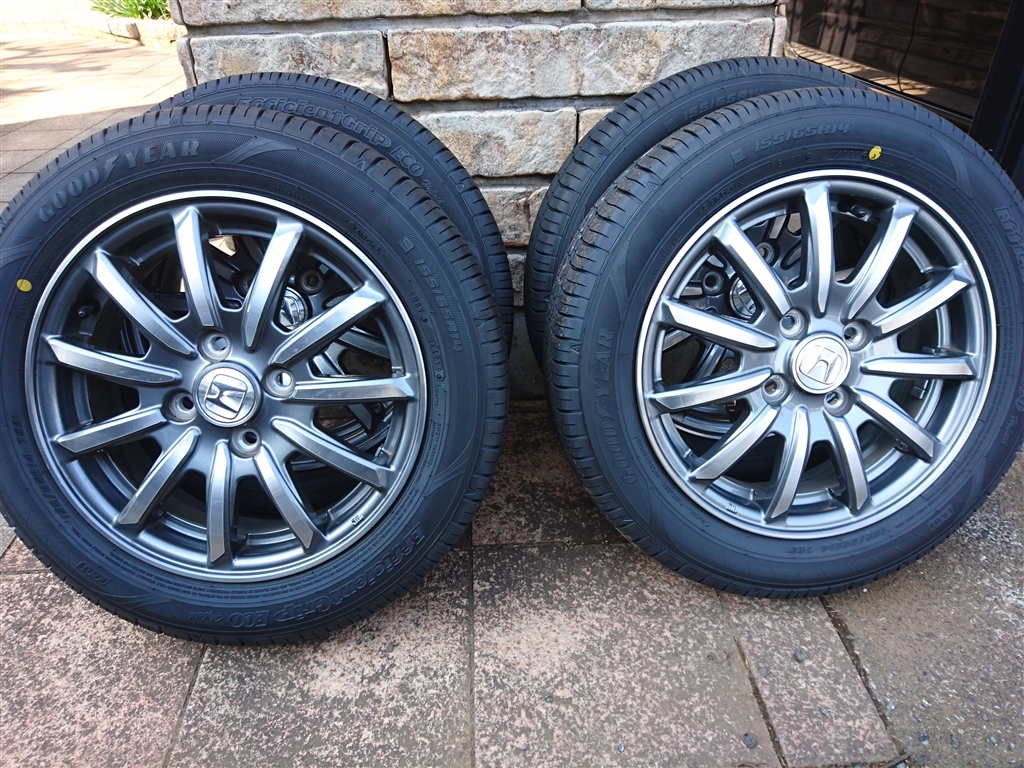 限られたリリースの-155/65R14 ウ•イナーズ Ｃ•Ｆ－０１ メタ - lab